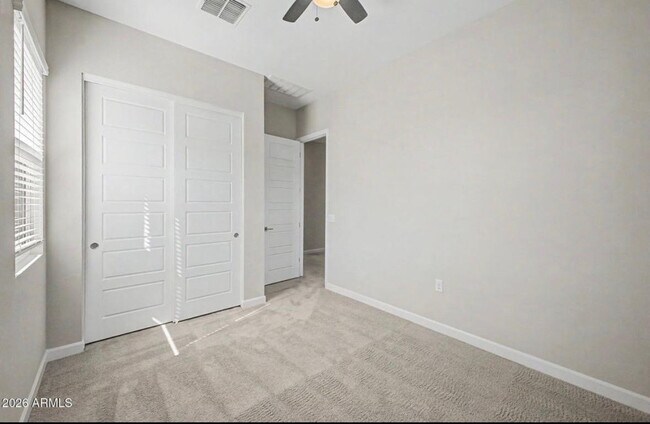 Building Photo - 5016 E Gallop Wy