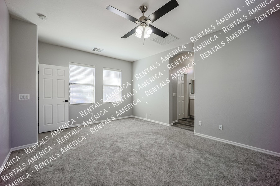 Building Photo - 18830 E Swan Dr
