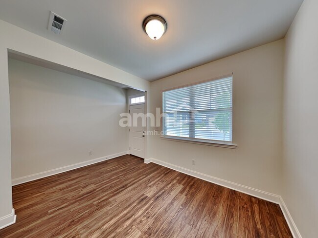 Building Photo - 4037 Birchfield Pl