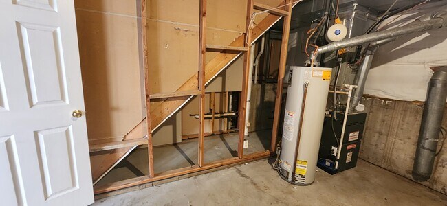 Building Photo - 4184 S Lewiston Cir