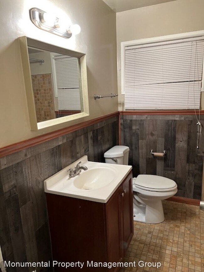 Building Photo - 3 br, 1 bath House - 744 Clair Street