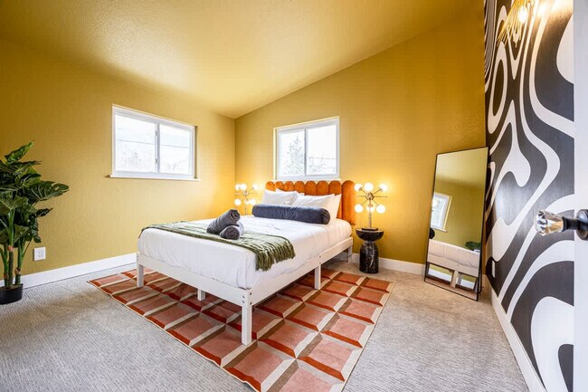 Building Photo - 12080 W 32nd Dr