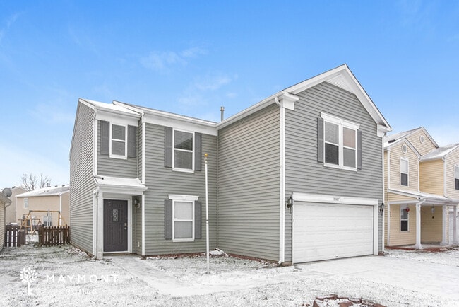 Building Photo - 7587 Charlotte Dr