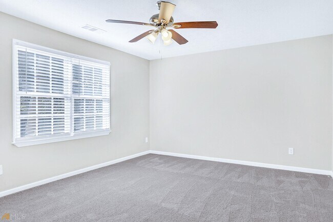 Building Photo - 2991 Brooks Dr
