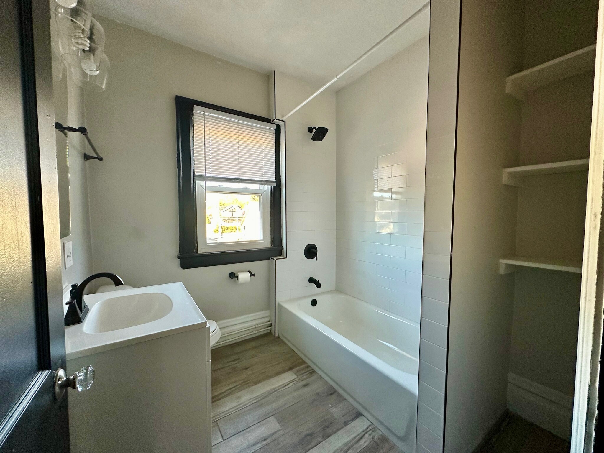 Bathroom - 1291 N 6th St