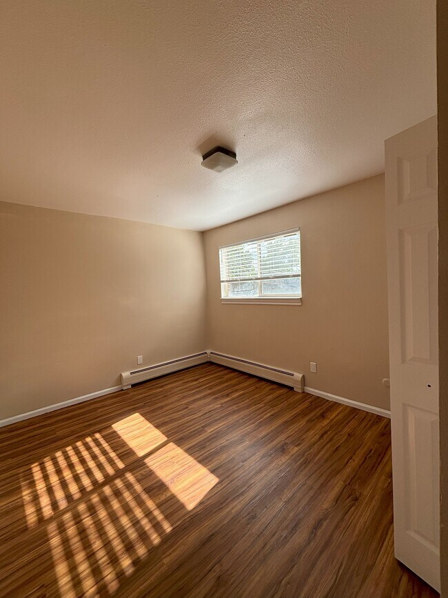 Building Photo - 3585 S Bannock St