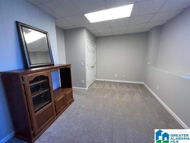 Building Photo - 205 Camellia Dr