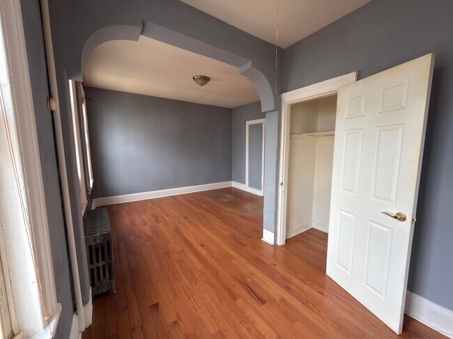 Building Photo - 225 Lembeck Ave