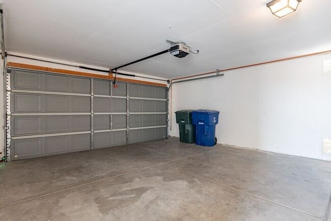 Building Photo - 9746 E Sascha St