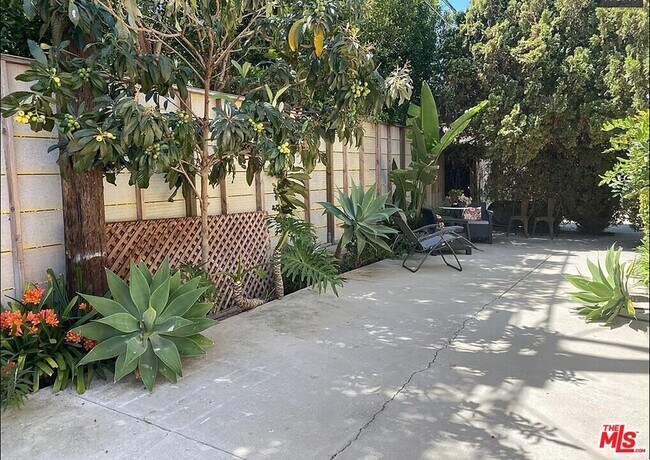 Building Photo - 8356 Blackburn Ave