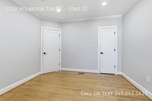 Building Photo - 1250 Holbrook Terrace NE