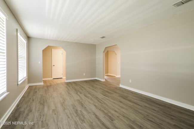 Building Photo - 6349 Faulkner Dr