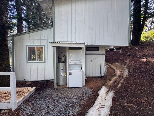 Primary Photo - *Move in Bonus- First Month Free* Two Bed ...