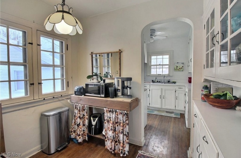 Building Photo - 3665 Glencairn Rd