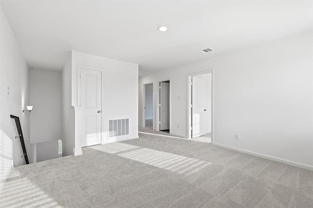 Building Photo - 2120 Mdw Pk Dr