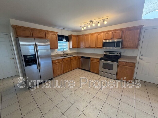 Building Photo - 1609 Cadmus Ct