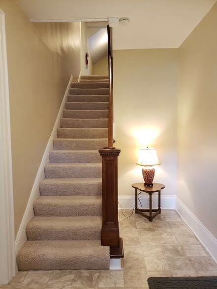 Front entrance - 454 W Wisconsin Ave