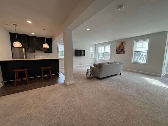 Building Photo - 9683 Parkland Meadow Lane