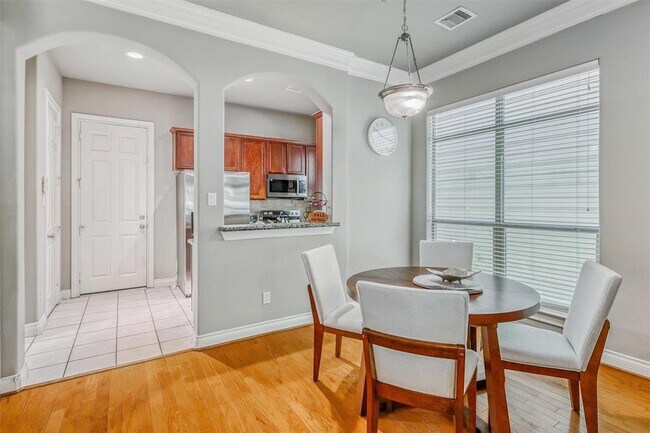Building Photo - 9113 Creekstone Lake Dr