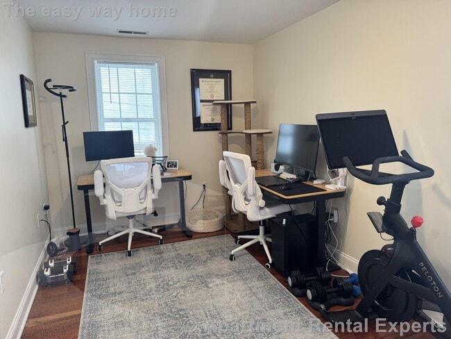 Building Photo - 11 Winthrop Ct