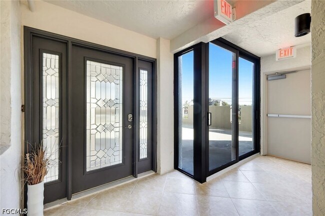 Building Photo - 26140 Hickory Blvd