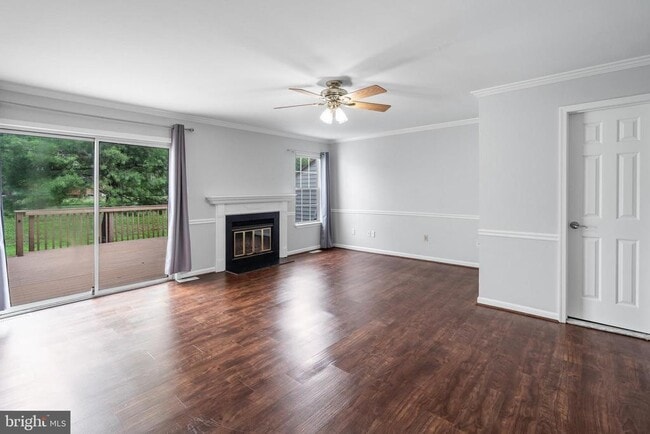 Building Photo - 73 Crickhollow Ct