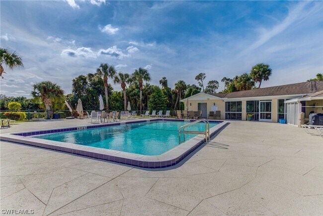 Building Photo - 55+ Charming first-floor condo nestled in the serene Fairways 3 Condominiums