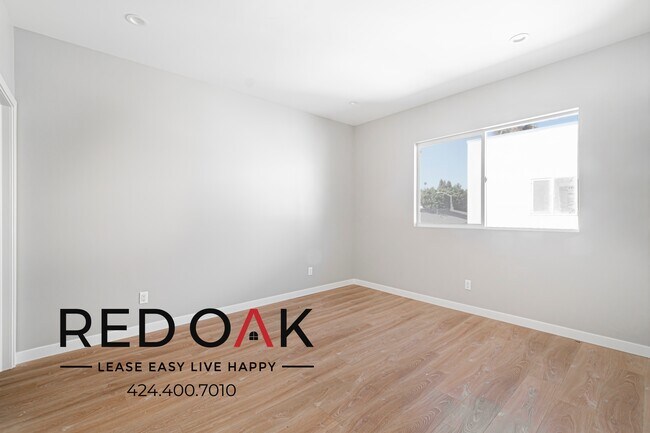 Building Photo - 4506 Esmeralda St
