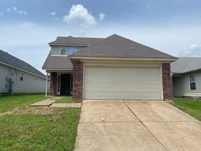 Building Photo - 4832 Royal Run Dr