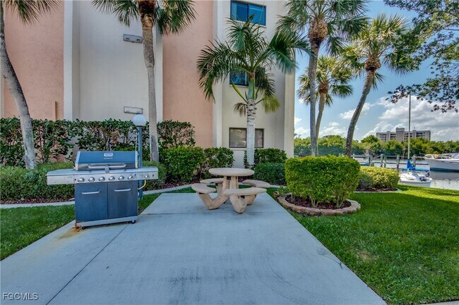 Building Photo - 3462 Hancock Bridge Pkwy