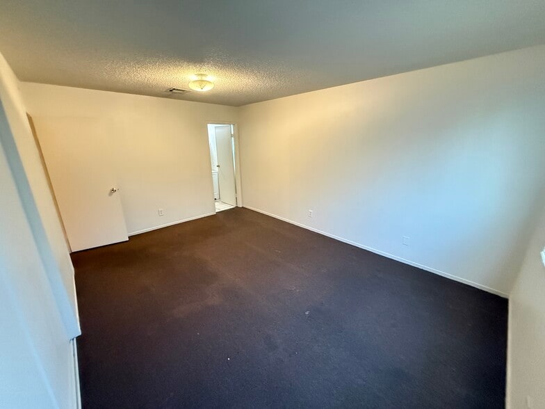 Building Photo - 4185 Solteros St