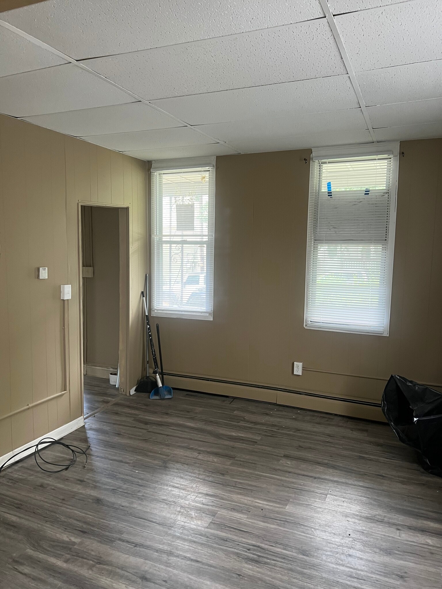 Living Room - 121 Larch St