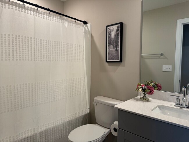 Building Photo - Modern 3-Level Townhome for Rent | Prime SW Charlotte Location