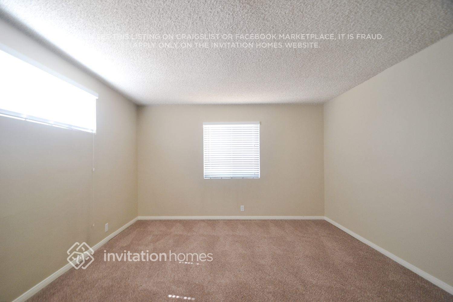 Building Photo - 13139 Archwood St