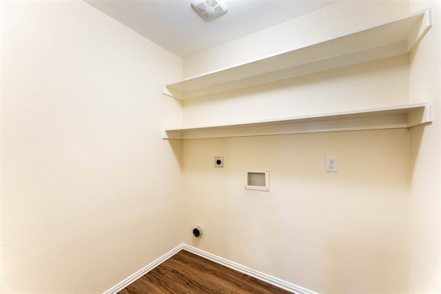 Building Photo - 3929 Acorn Ln