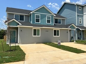 Building Photo - 13347 Rowdy Cv