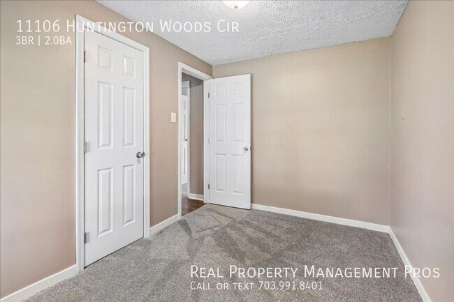 Building Photo - 11106 Huntington Woods Cir