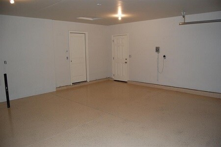 Building Photo - Beautiful Caldwell home