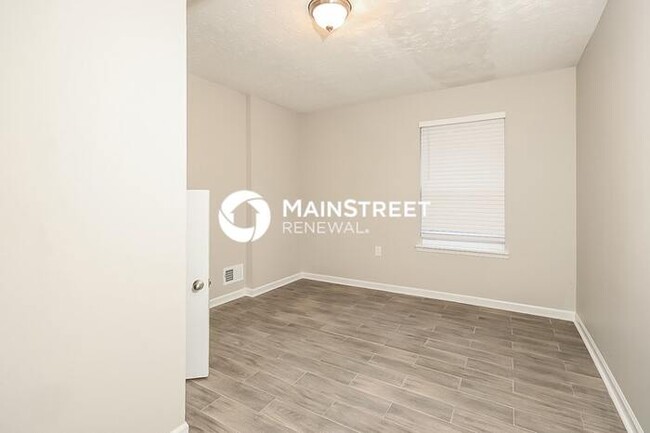 Building Photo - 2780 Deerfield Dr