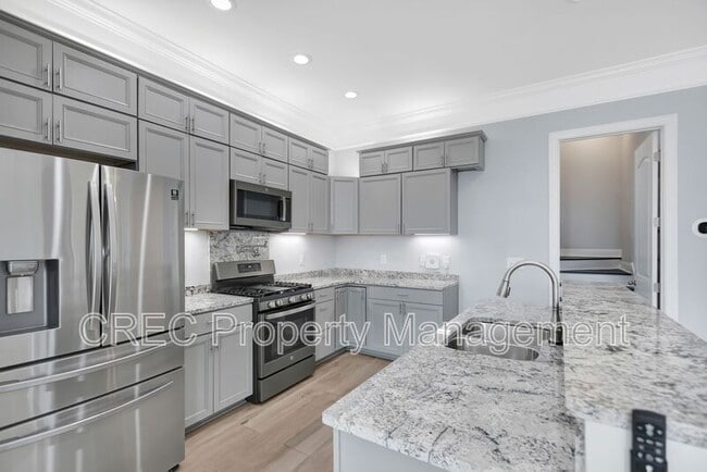 Building Photo - 1339 Winterberry Ave