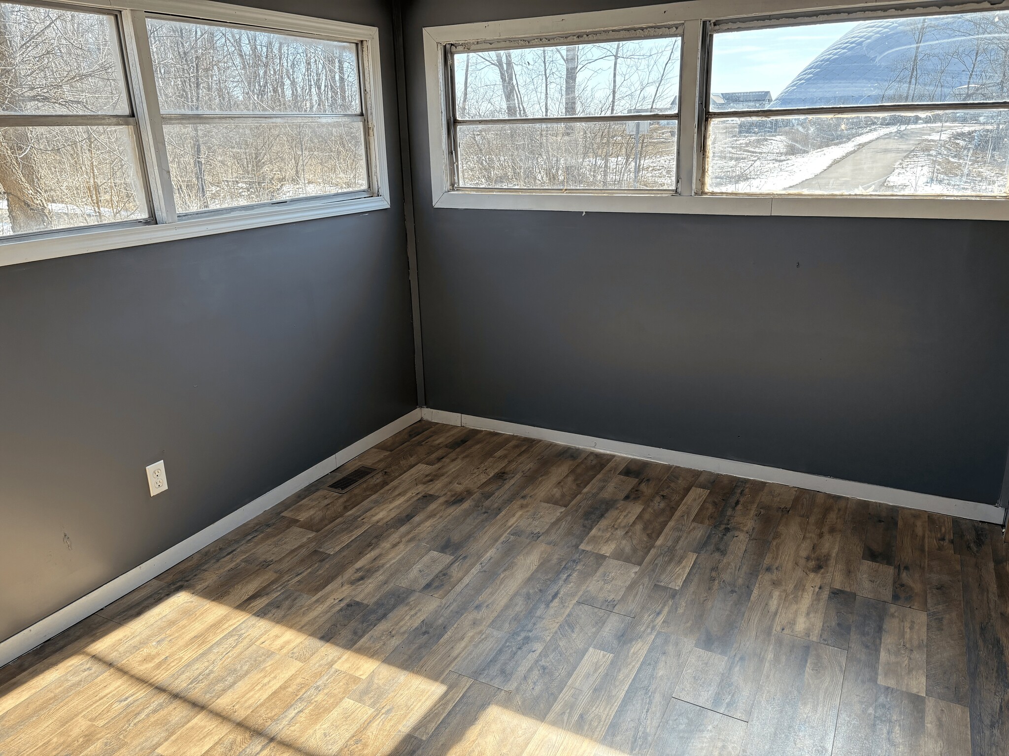 Building Photo - 3625 S Douglas Ave