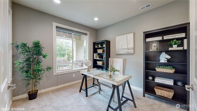 Building Photo - 13101 NE 84th St