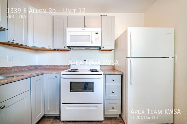 Building Photo - $995 2BR/2BA Available Early 2025! Newly r...