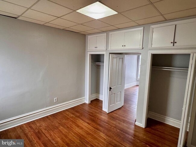 Building Photo - 110 W Main St