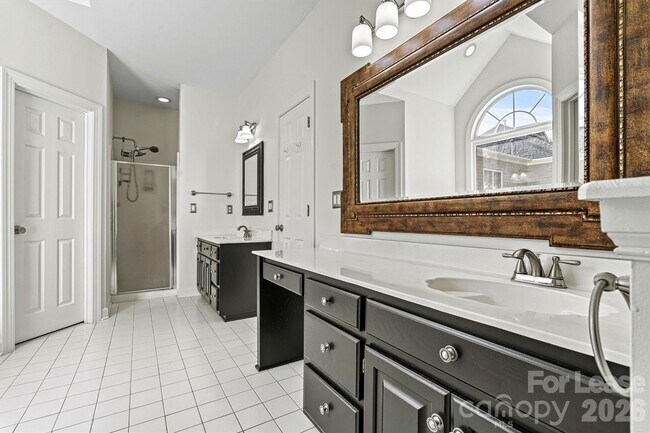 Building Photo - 8937 McDiarmid Ln