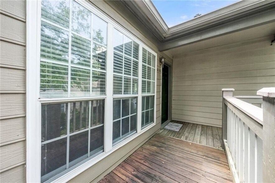 Building Photo - 610 Mill Pond Dr