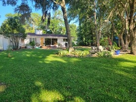 Building Photo - 9434 Bear Lake Rd