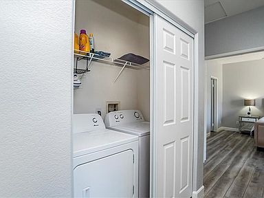 Building Photo - Beautifully REMODELED CONTEMPORARY CORNER ...