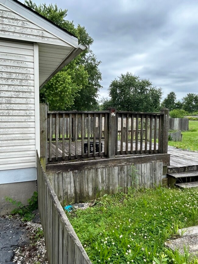 Building Photo - 303 Wilson Park Ln