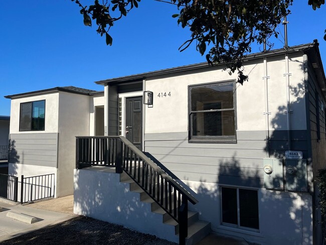 Building Photo - RECENTLY REDUCED! Beautifully Remodeled 3-...